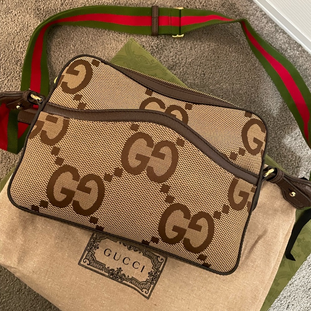 Gucci Jumbo GG Messenger Bag